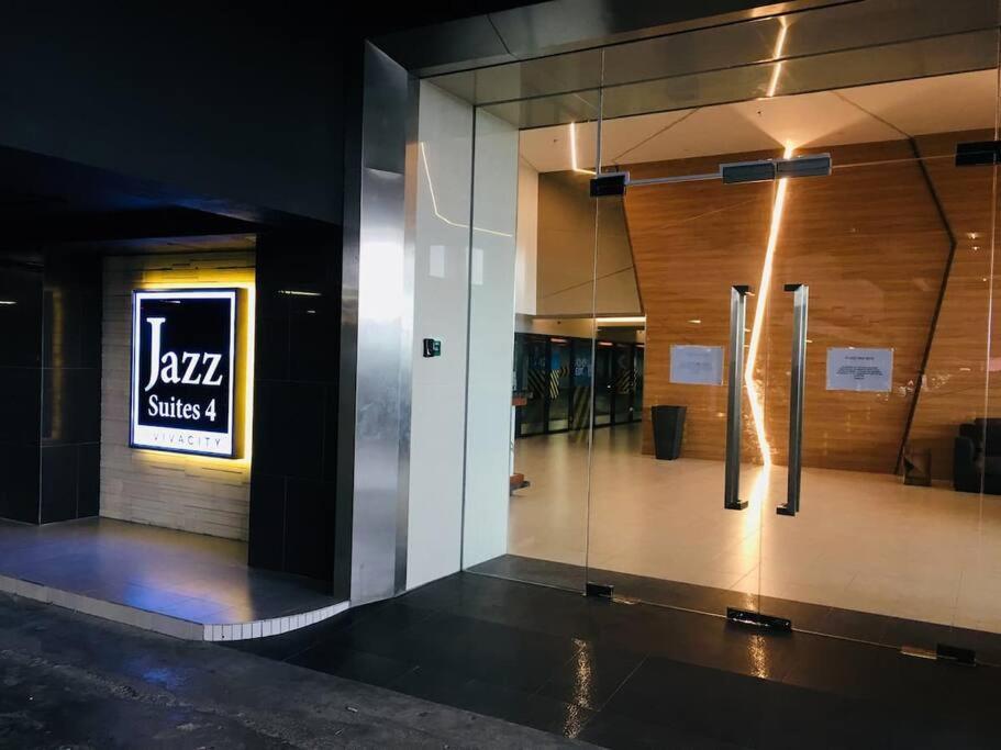 Rohani Jazz Suites 4 @ Vivacity Megamall Kuching Esterno foto